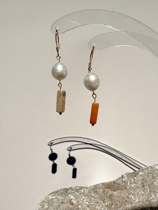Jade White Pearl Earring